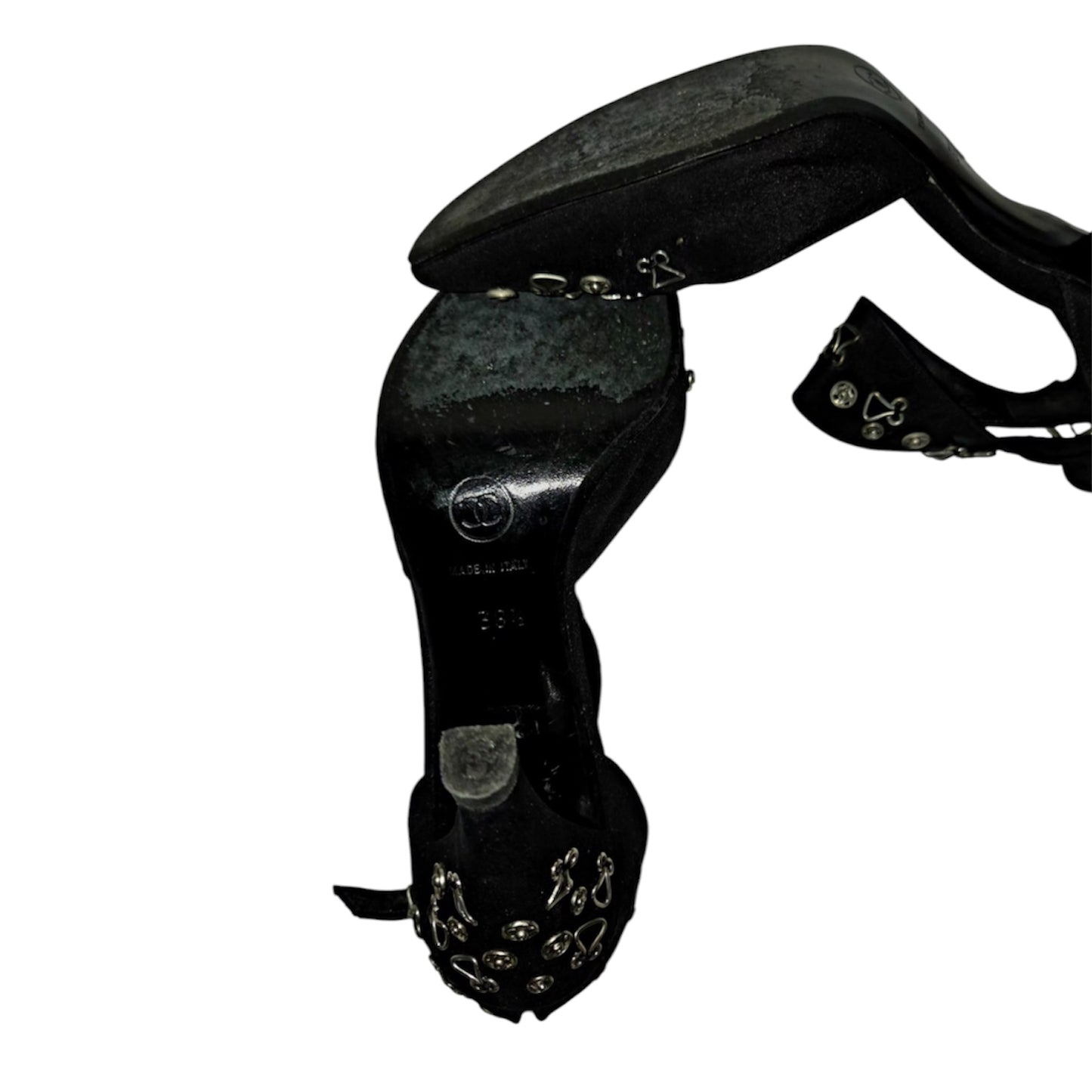 Chanel black cloth heels from the Fall/Winter 2003 collection