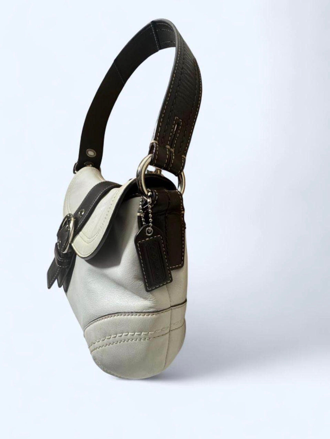 COACH Soho White Leather Buckle Shoulder Bag